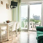 Apartment Side Sea View Flat For Six Near