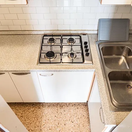 Апартаменти Side Sea View Flat For 6 Guests Near *