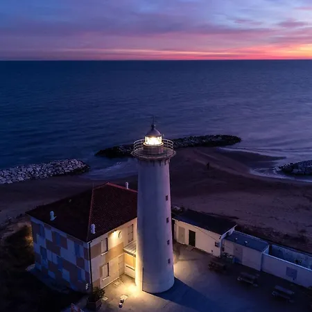 Side Sea View Flat For 6 Guests Near Bibione