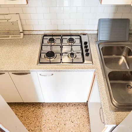 Side Sea View Flat For 6 Guests Near * Bibione