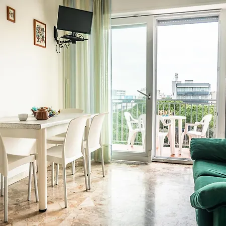 Apartment Side Sea View Flat For 6 Guests Near