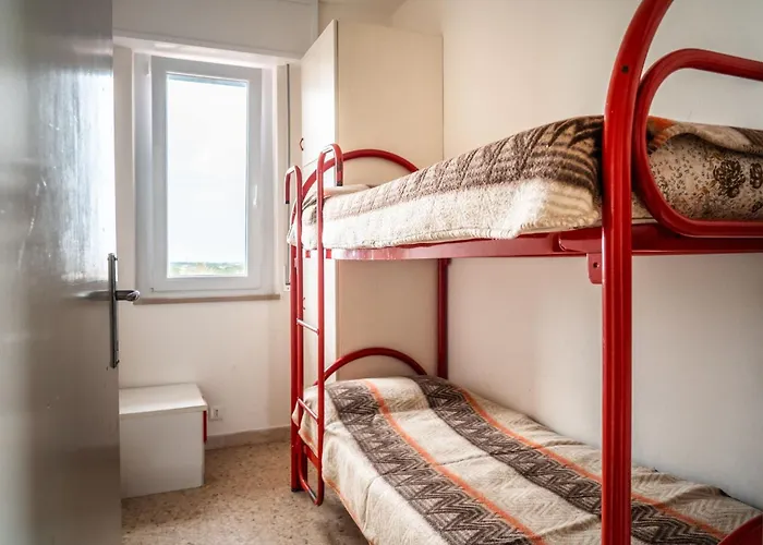 Side Sea View Flat For Six Near Апартаменты